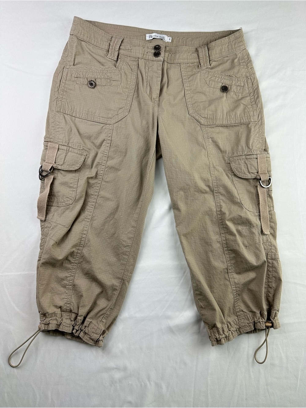 Y2K Khaki Cargo Capris Gorpcore Utility Low Rise Cropped Pants Vintage 2000s 4